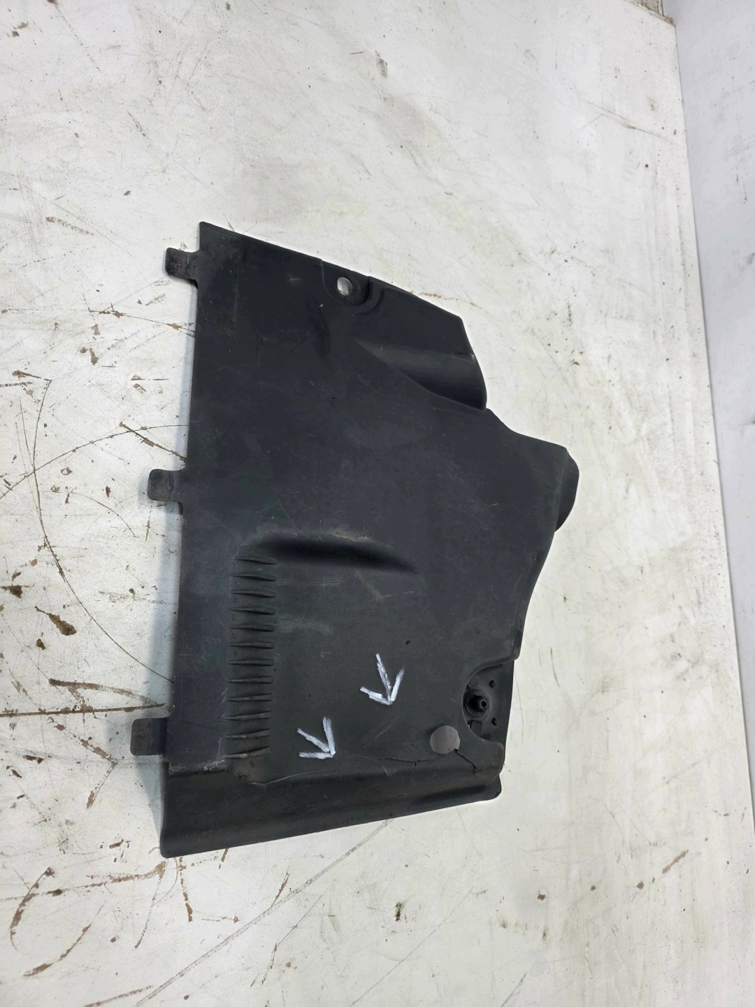 cover cover chassis left front MALA AUDI A4 B8 8K0825201E 120/26