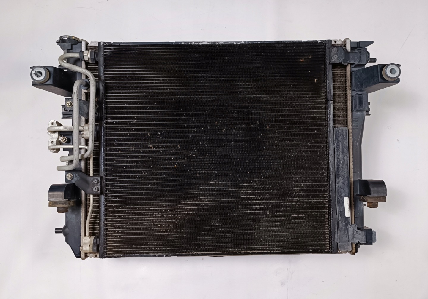 radiator radiator komplet Dodge RAM 1500 5.7 2013