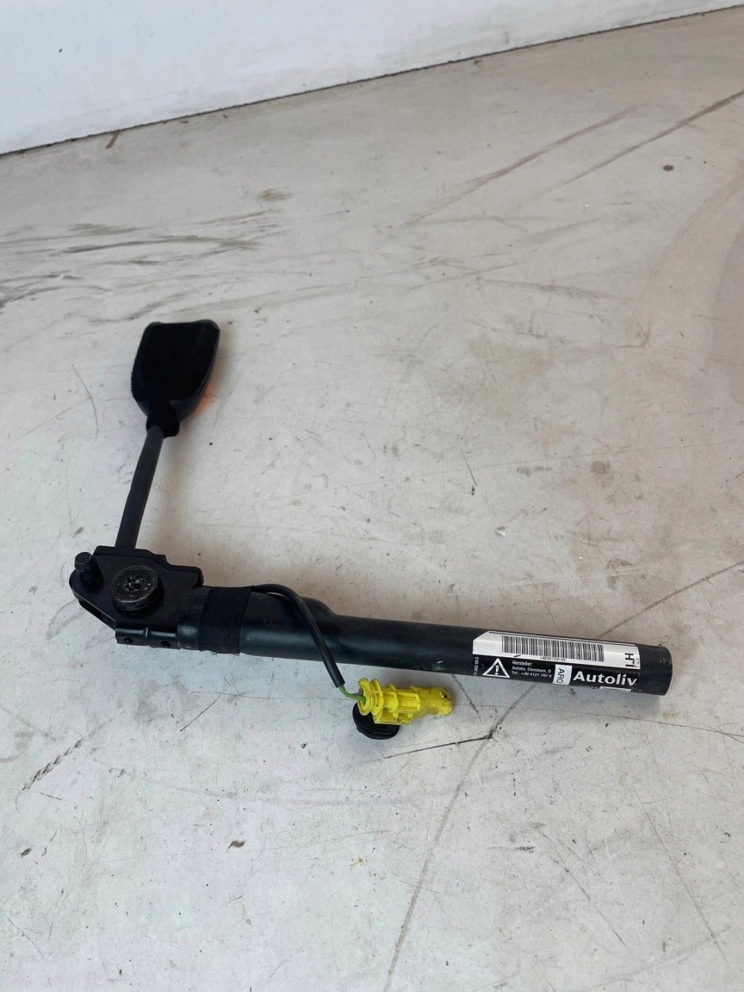 adjuster supports front front left Opel Astra J GTC 3D
