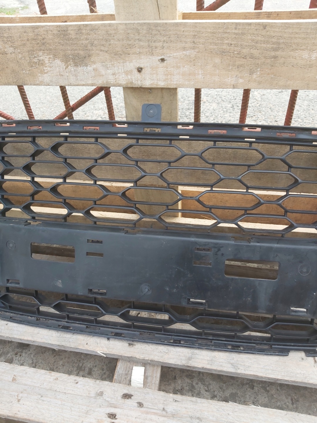 CITROEN C3 II LÜFTUNGSGITTER GRILL DER STOSSSTANGE 9685359677