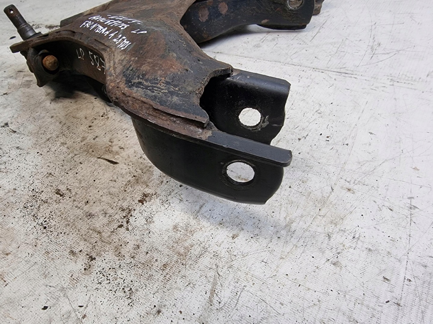 arm lower left front OPEL FRONTERA A 2.5 TDS