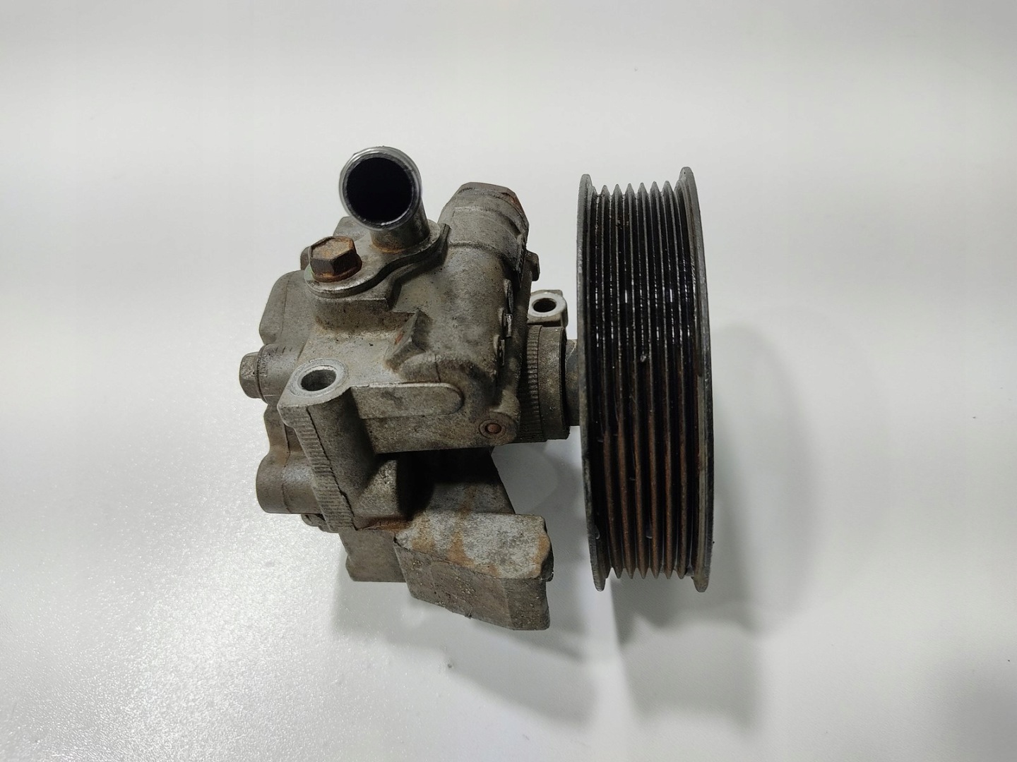 Pompa servosterzo LAND ROVER DEFENDER 2.4 TDCI 7H12-3F816-AB 2007-2014