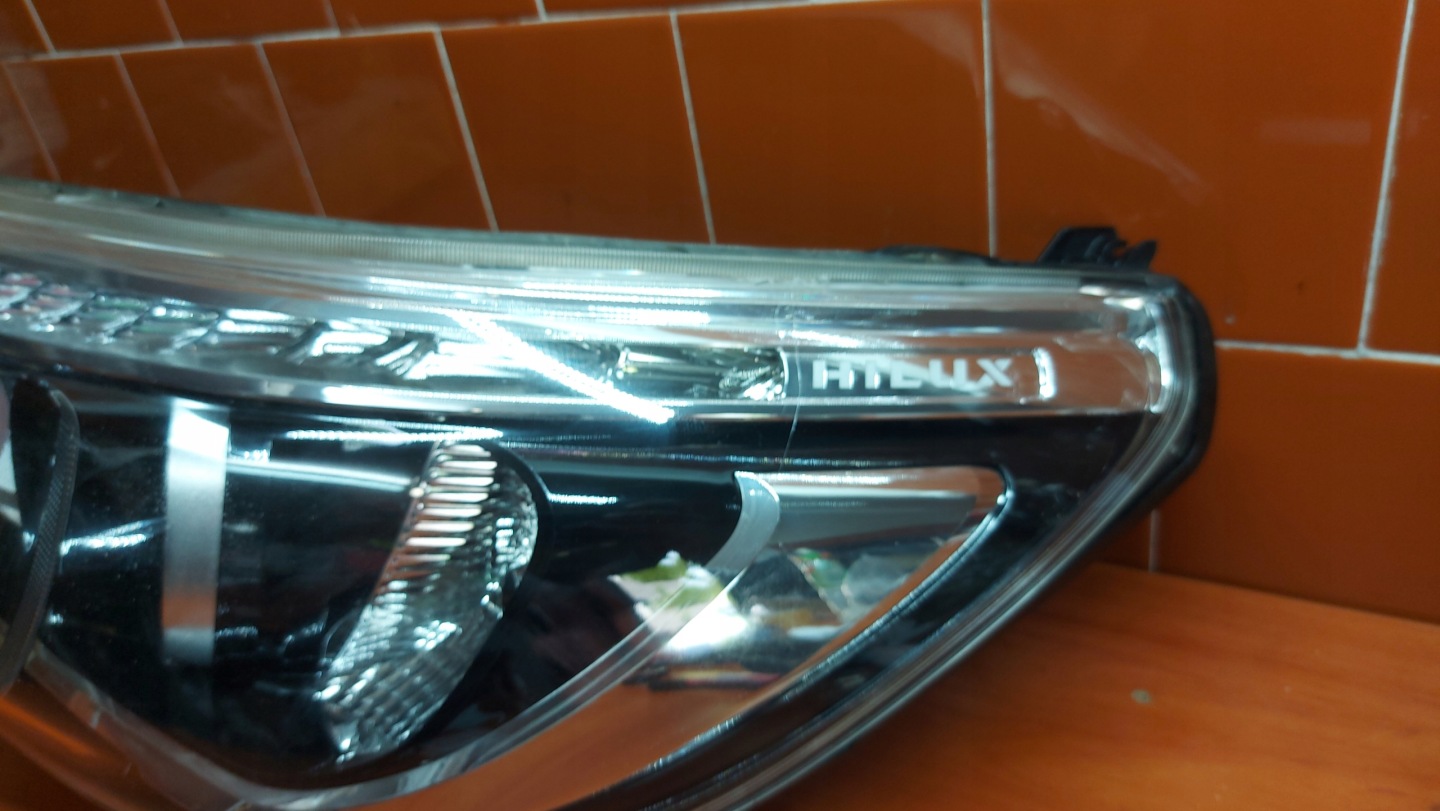 REFLEKTOR light left left front TOYOTA HILUX VIII 15-20