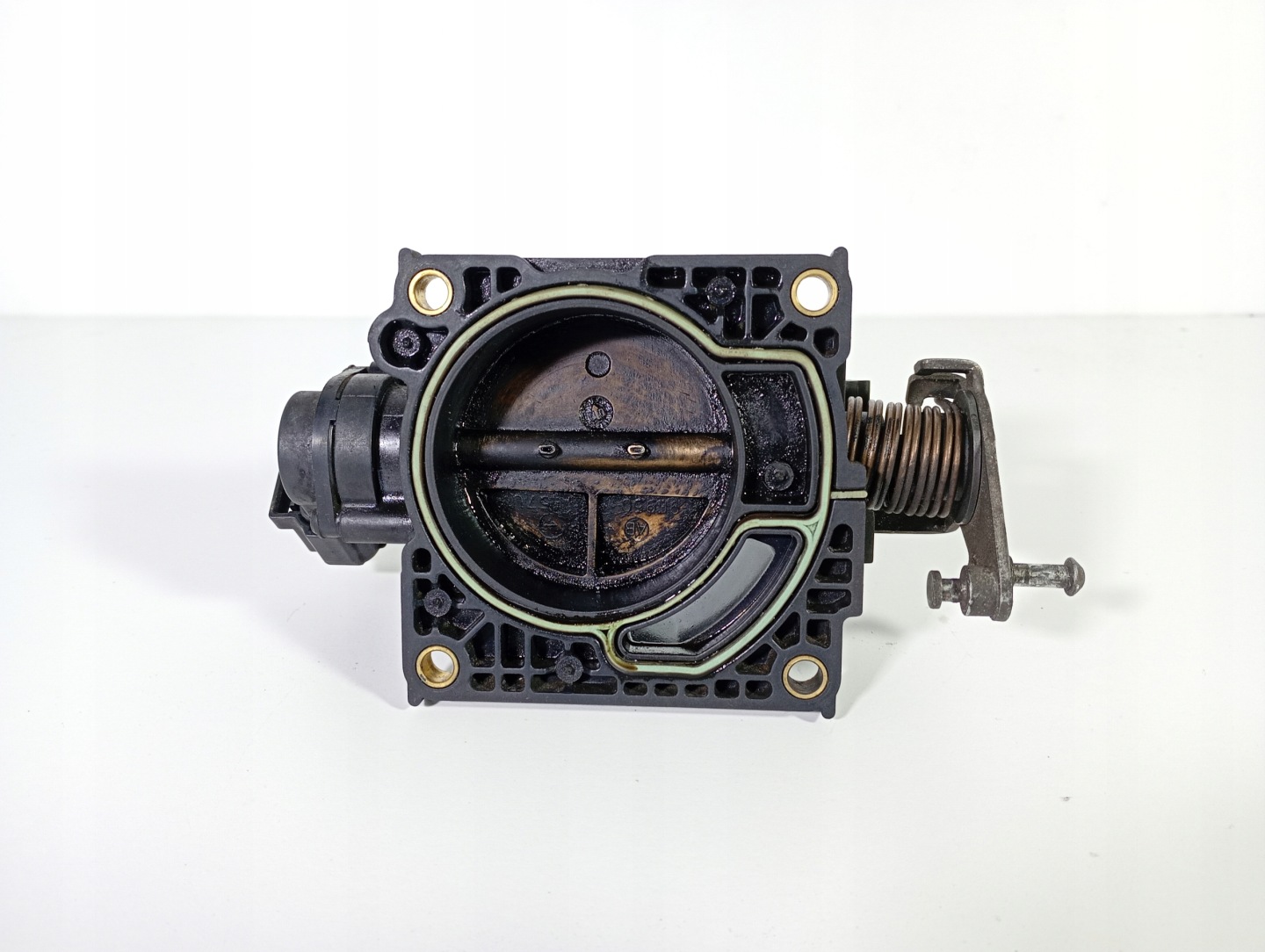 Mazda 6 VI 02-08 1.8 Essence Vanne boitier papillon OE L813