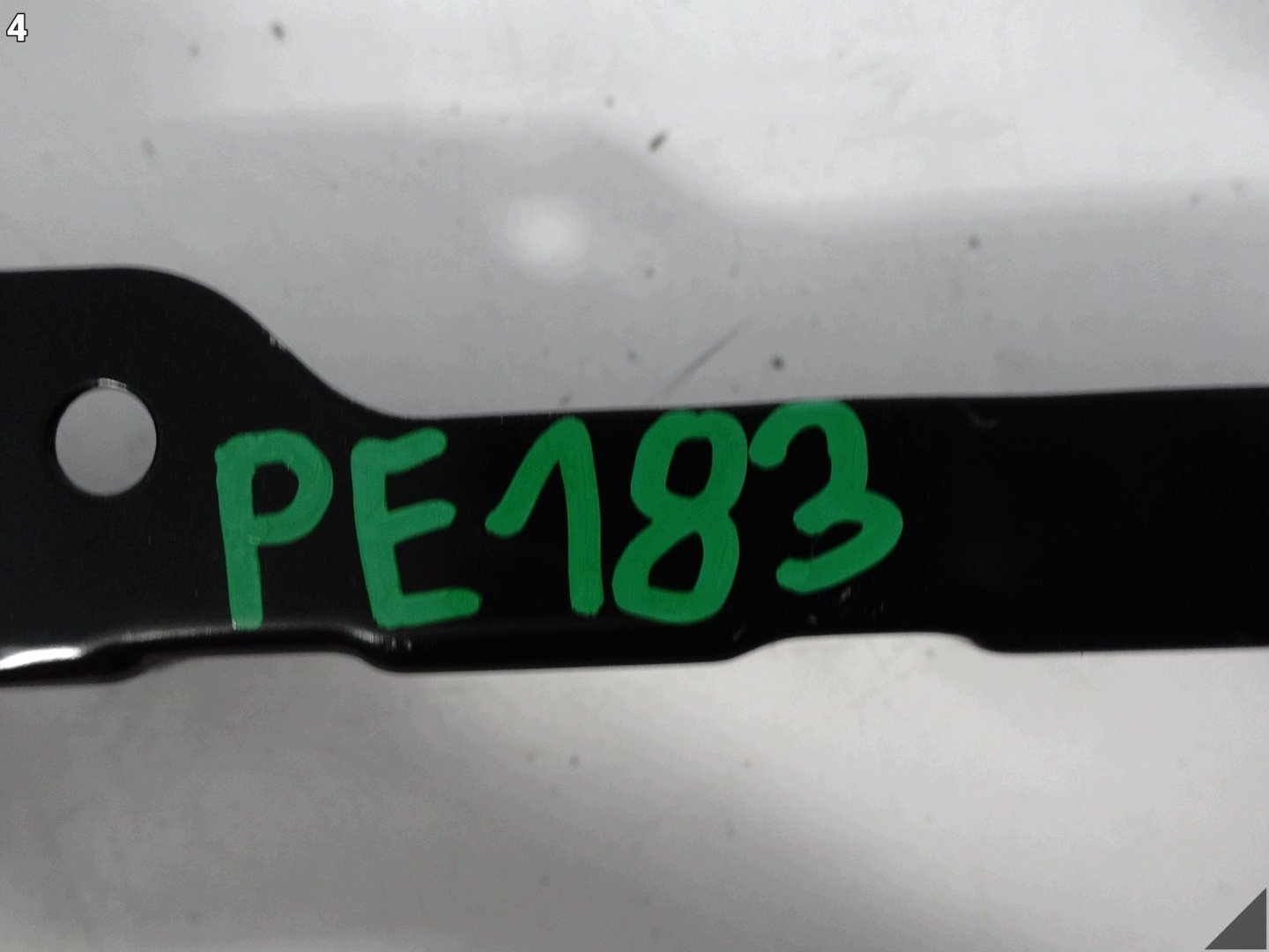 RENAULT KWID 17-21 Console Support plaque Poignée Aile Droite Avant
