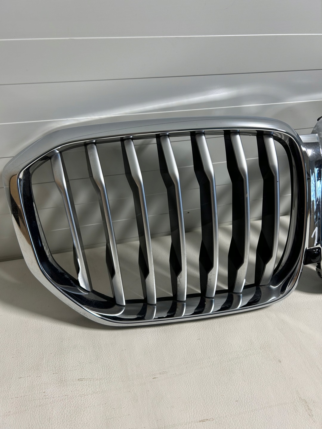 BMW X5 G05 maska předek maska ledvinky