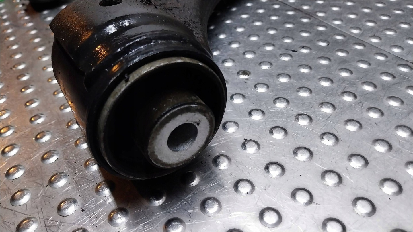 arm left front A1693300407 MERCEDES A KLASA W169 B KLASA W245