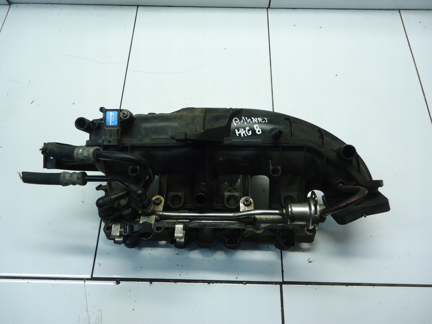 OPEL ASTRA J 1.4T A14NET intake manifold 55573171