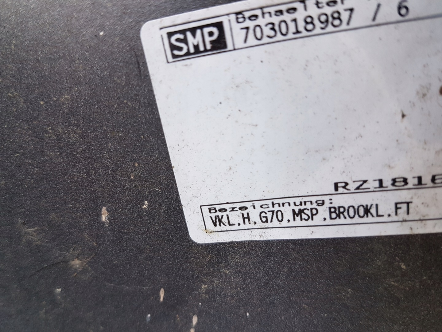 Paraurti posteriore BMW G70 m-packet