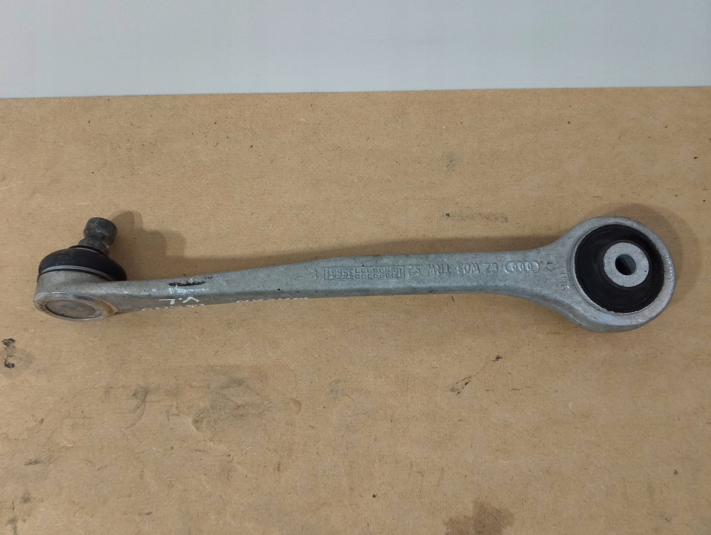 Porsche Macan (95B) arm front left 8K0505P (Q502)
