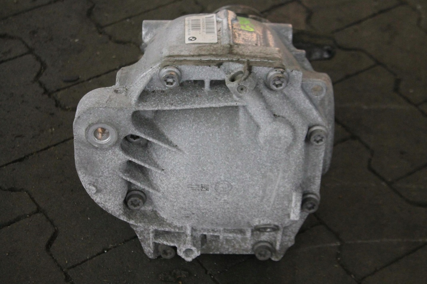 diff differential 3.23 rear part 8618720 BMW G30 G31 17