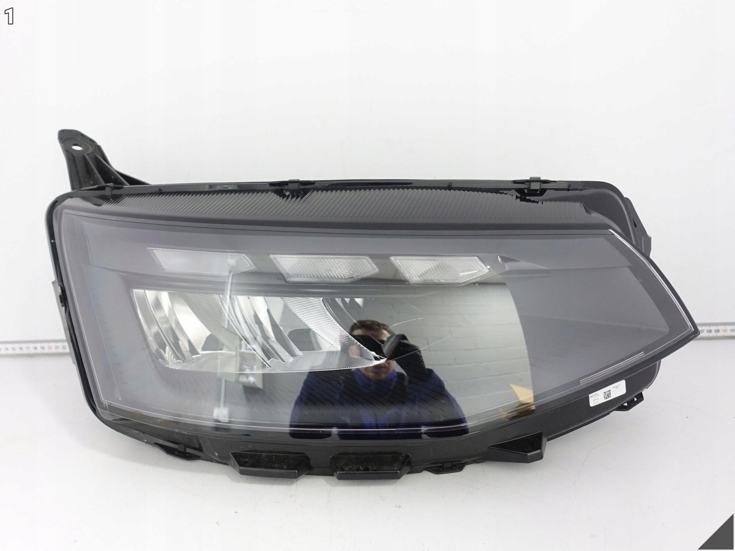 VW TRANSPORTER T7 7T0 7T1 24- light POL LOW LED right front EUROPA