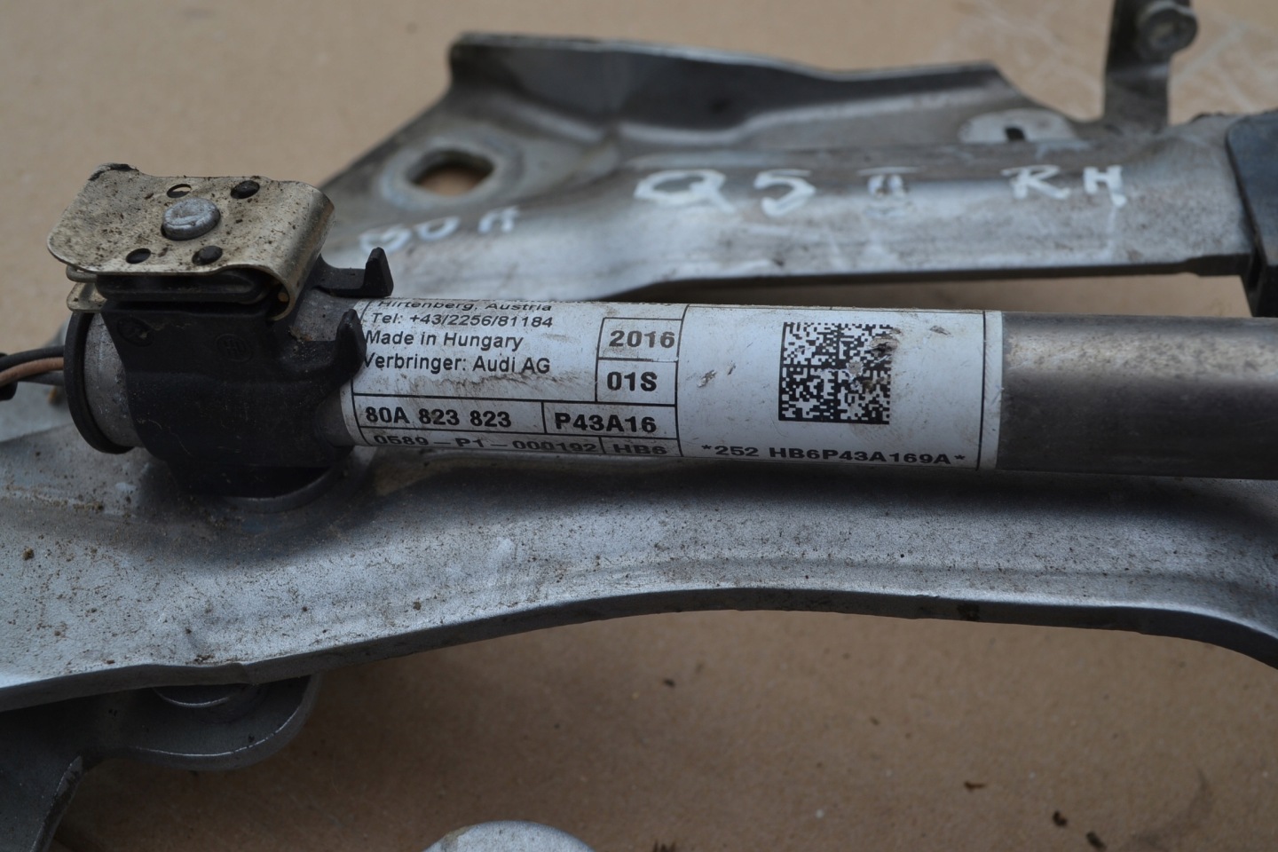 hinge bonnets right NABOJ 80A823823 AUDI Q5 80A 16