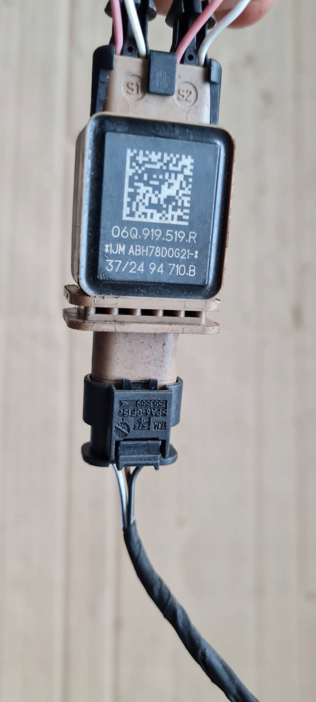 S3 8Y A3 LIFT Sensor TEMPERATURY Gase 2.0 TFSI 06Q919519R