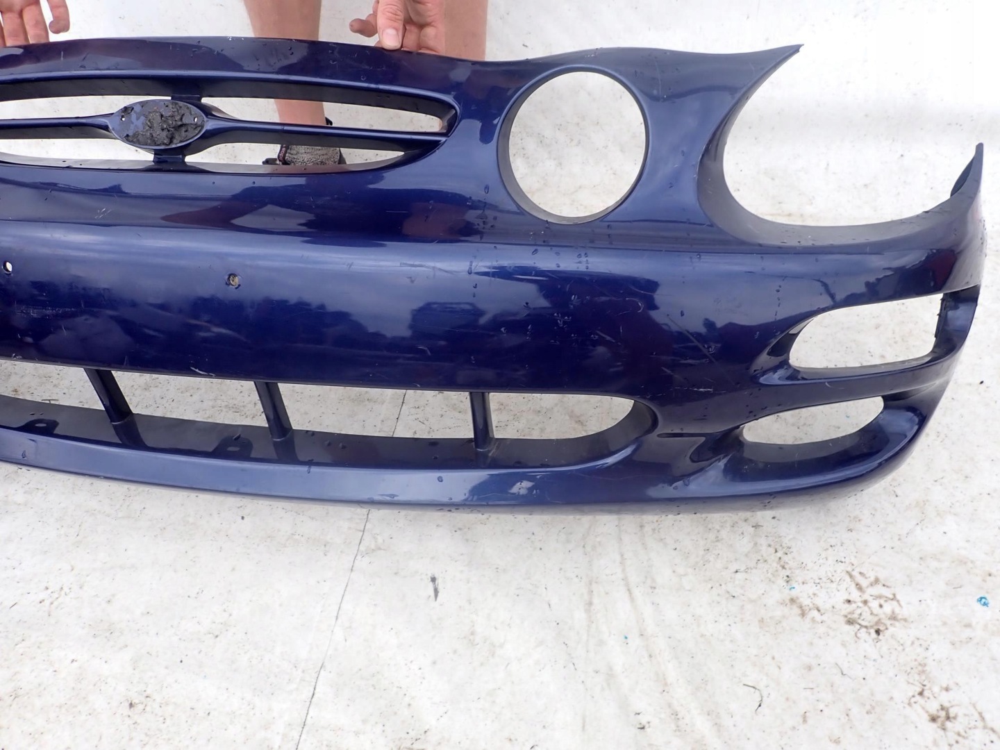 KIA SHUMA and 1 97-00 bumper front front