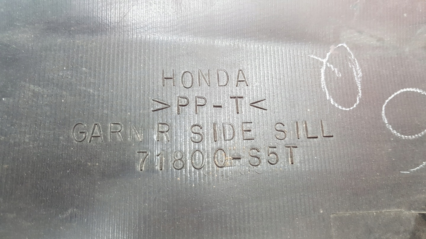 HONDA CIVIC 7 VII 3D right moulding threshold 3521