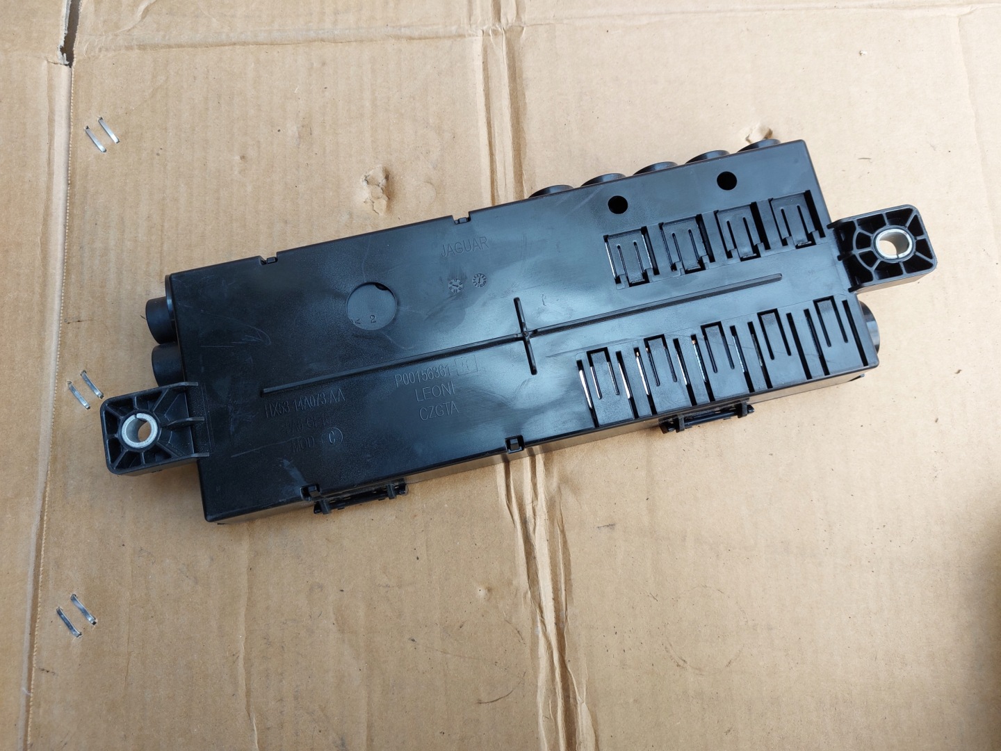 Module fusibles RANGE ROVER VELAR L560 J8A2-14516-AC