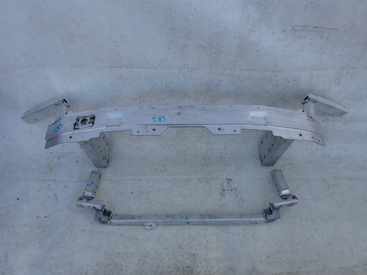 BMW X5 G05 X6 G06 18- bumper support front