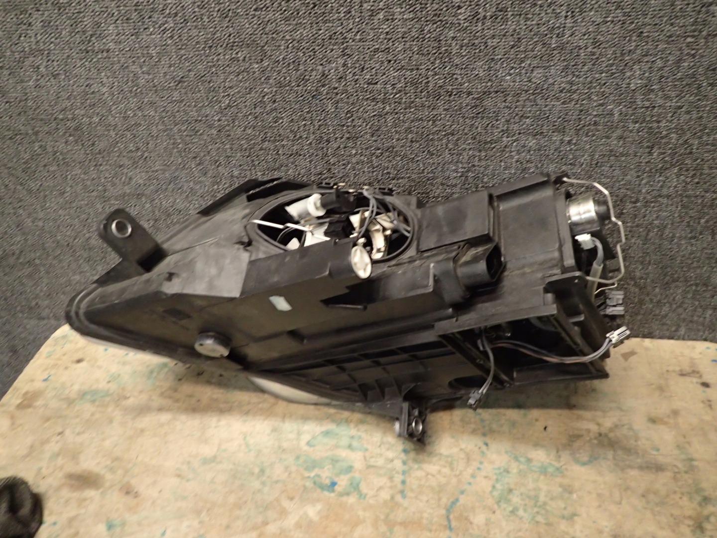 LIGHT FRONT RIGHT VW PASSAT B6 XENON