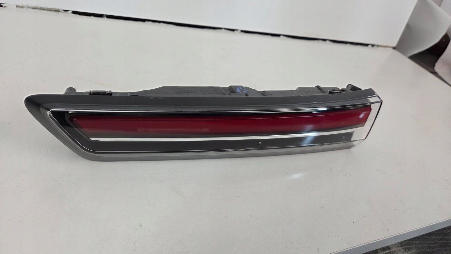 Opel Mokka B 2 II LED right rear part light rear w klapie