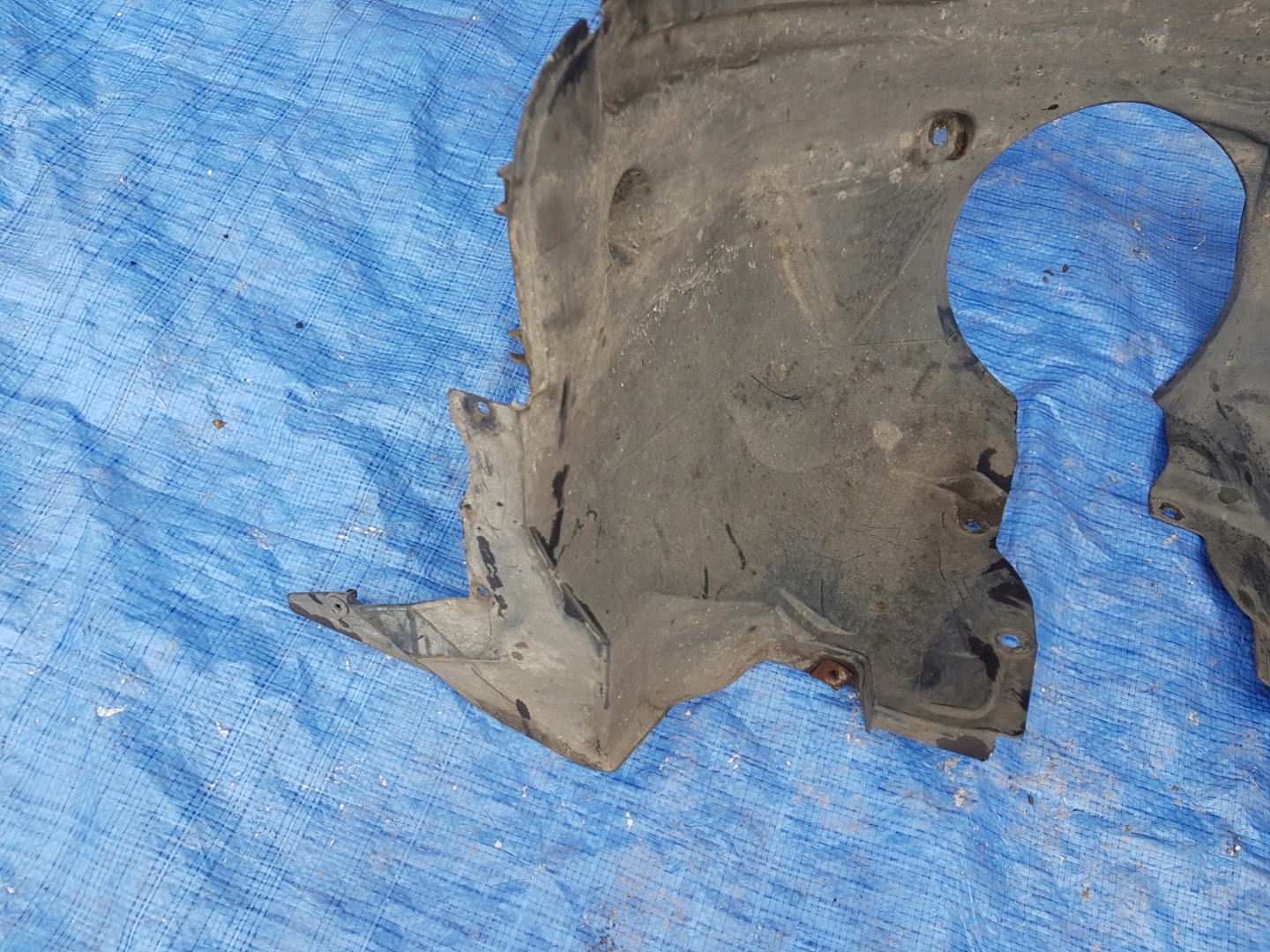 mudguard right front MERCEDES SLK R172 W172