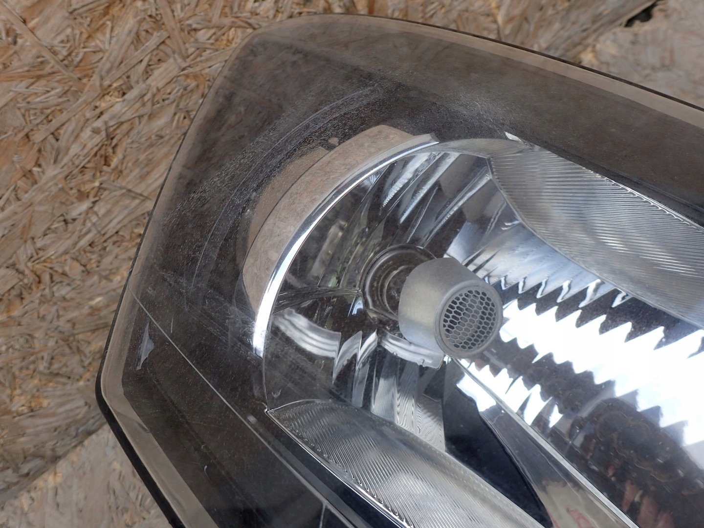 light right REFLEKTOR right VW POLO 6R 6R1941016E