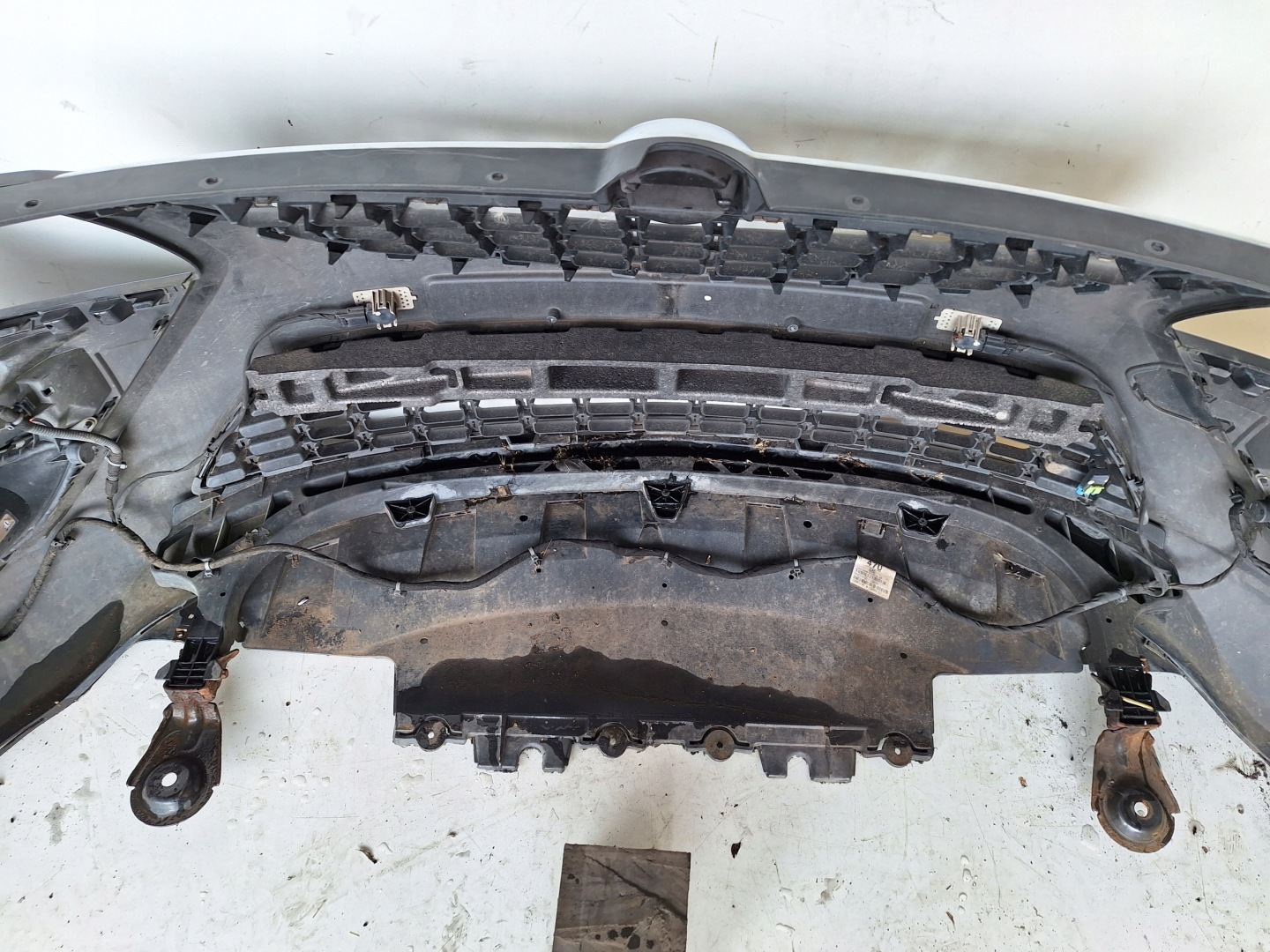 OPEL ZAFIRA C 12-16 bumper + PDC Z190