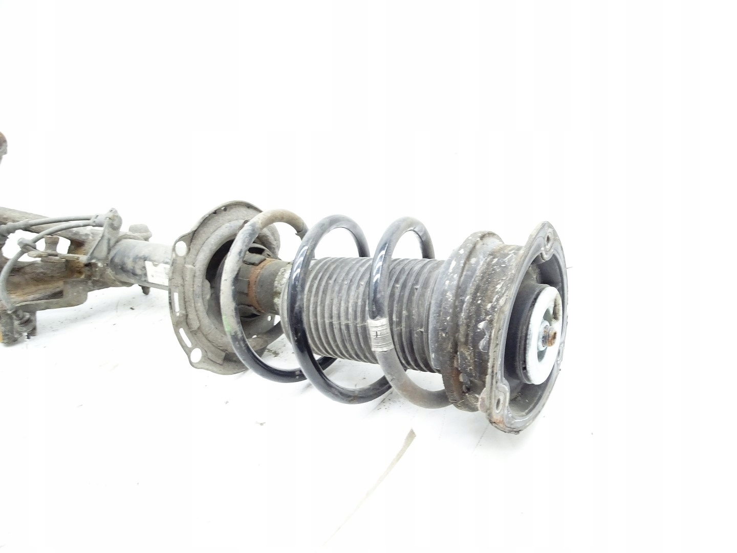 swing right front shock absorber AUDI A3 8V 2.0 TDI 5Q0256Q 5Q0413023FJ