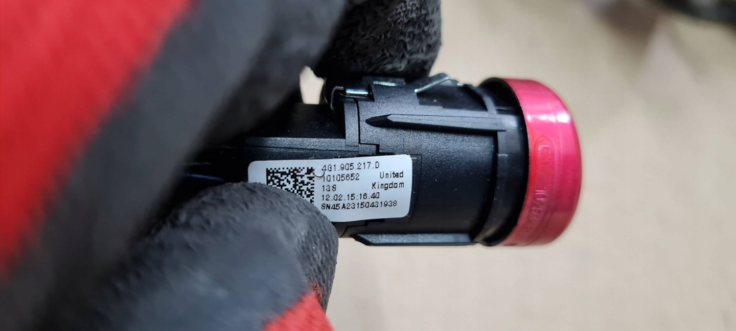 S6 C7 4G LIFT button START STOP red AUDI A7 S7 RS6 RS7 4G1905217D