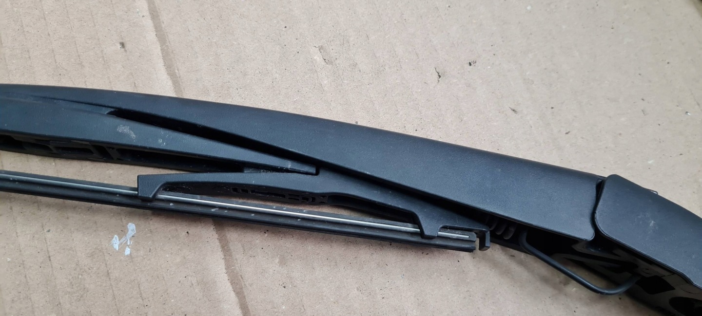 Jeep Grand Cherokee WL 2022 wiper arm rear part bonnet boot