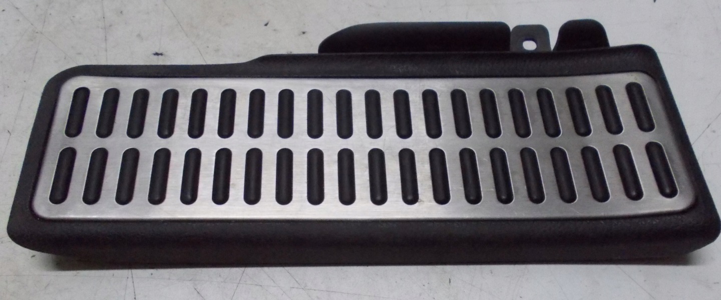VW GOLF VI CABRIO 1.4 TSI 11R caps for pedals