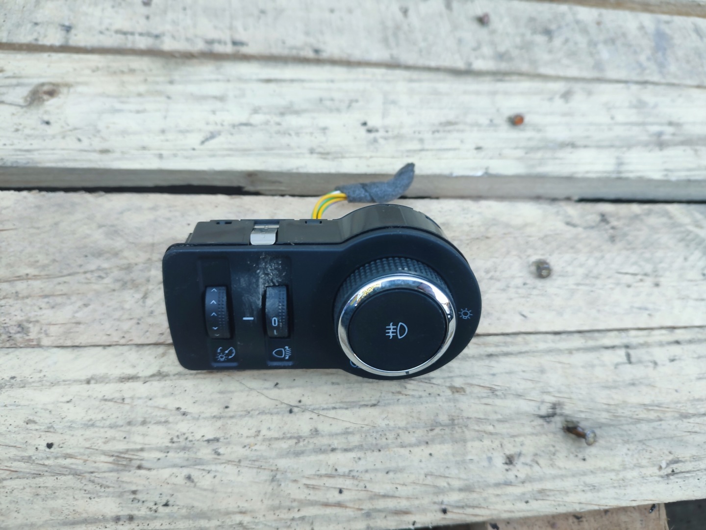 switch light switch OPEL INSIGNIA A 13268704