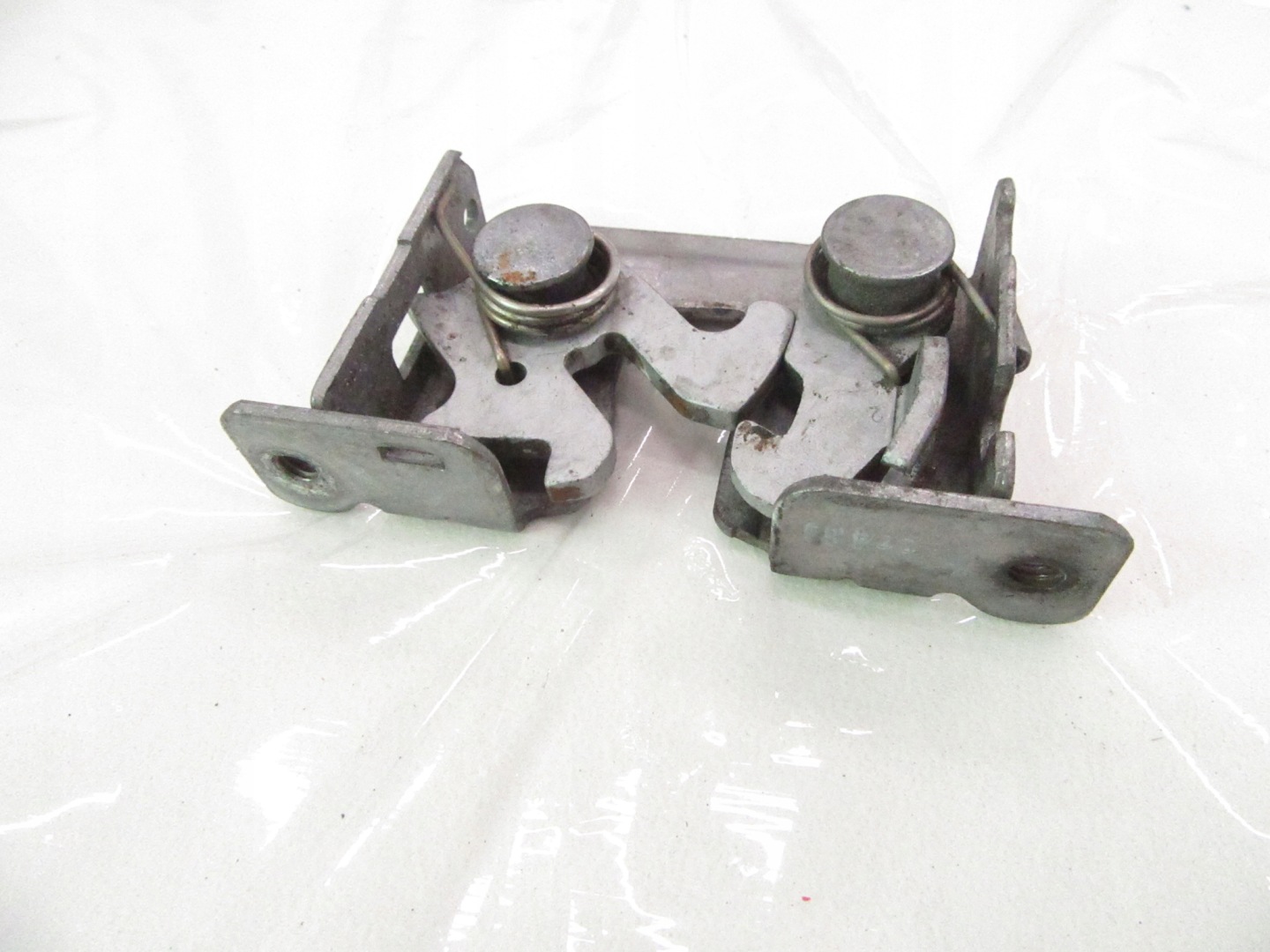 bonnet latch lock BMW e60 e61 e63 e81 e83 e88 e90 e92