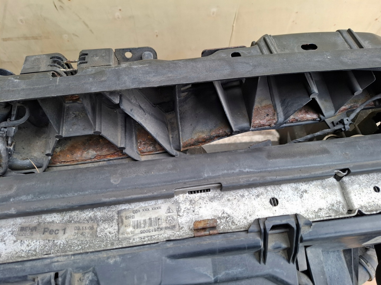 support panel for radiators AUDI Q7 4L 3.0 TDI 06r complete
