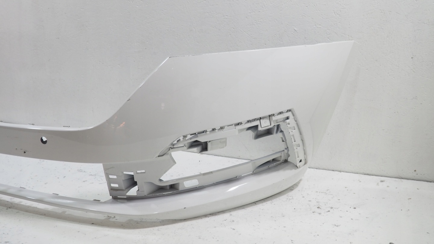 Skoda Octavia IV bumper front front 5E3807221