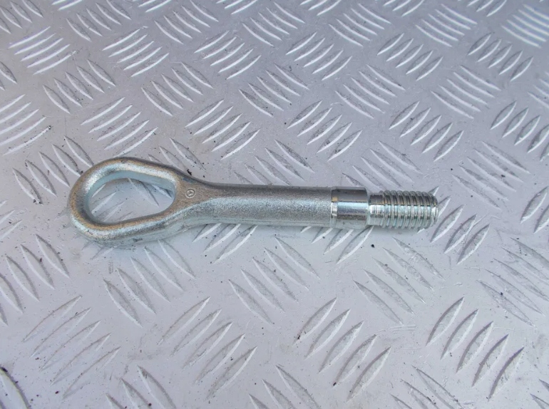 Mercedes Sprinter 906 tow hook UCHO original