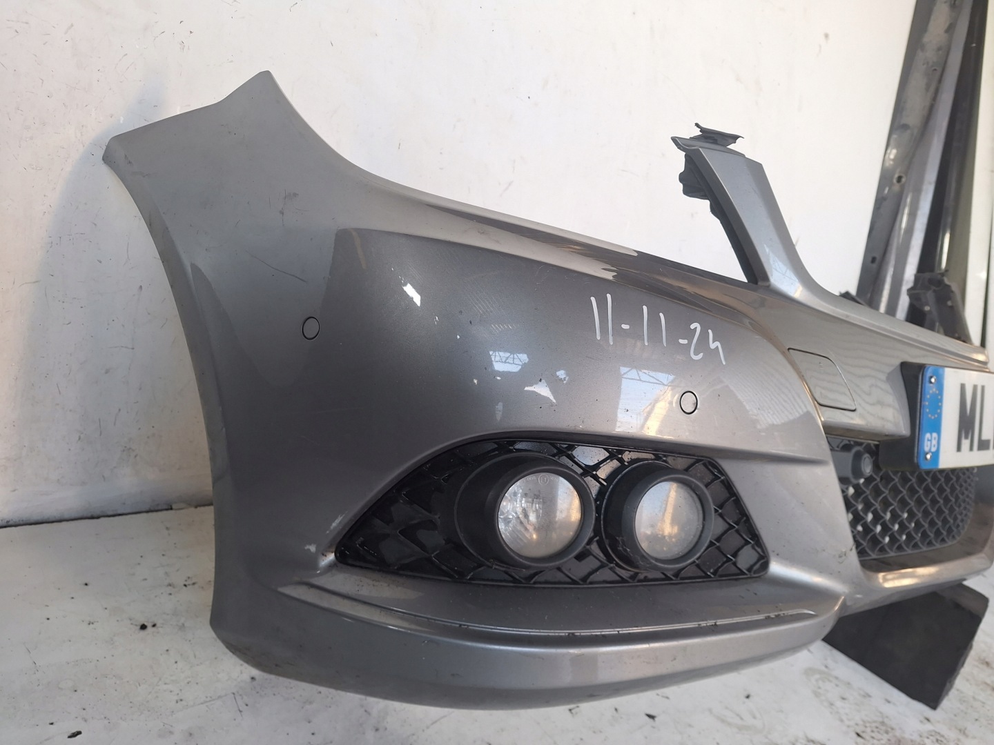 MERCEDES C-KLASA W204 LIFT 11-14 bumper + PDC
