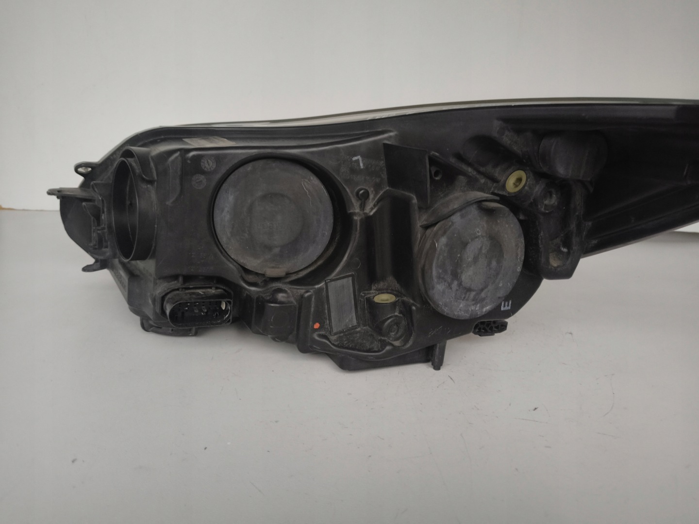 light right REFLEKTOR FORD FOCUS MK3 11-14