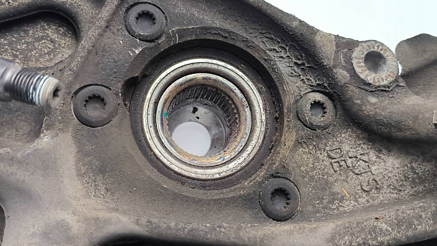 swing left front 4G0407241D AUDI A6 C7