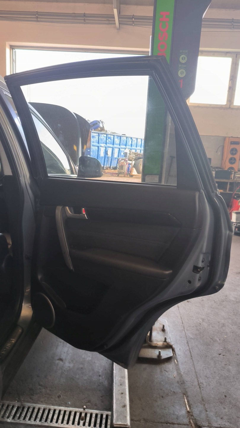 Tür rechts heck GJE CHEVROLET CAPTIVA