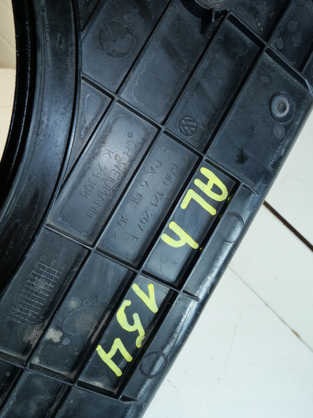 obal ventilátor chladiče 6Q0121207F VW POLO 6N