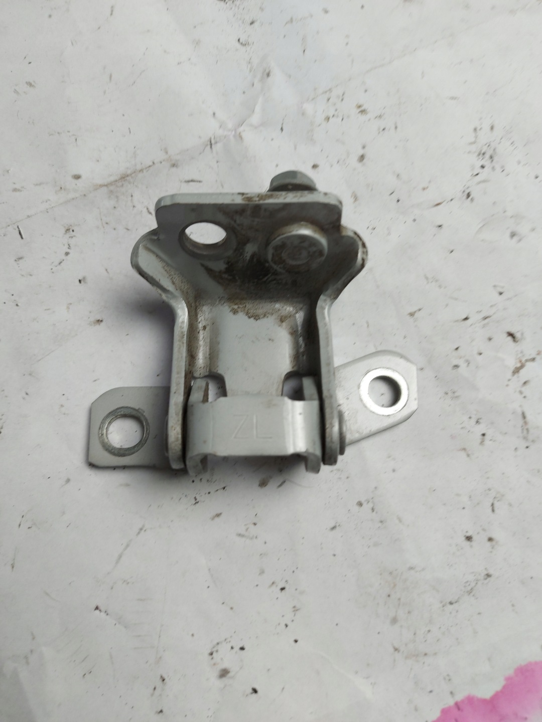 hinge Z door MAZDA CX-3 DK CX3 ZL OE