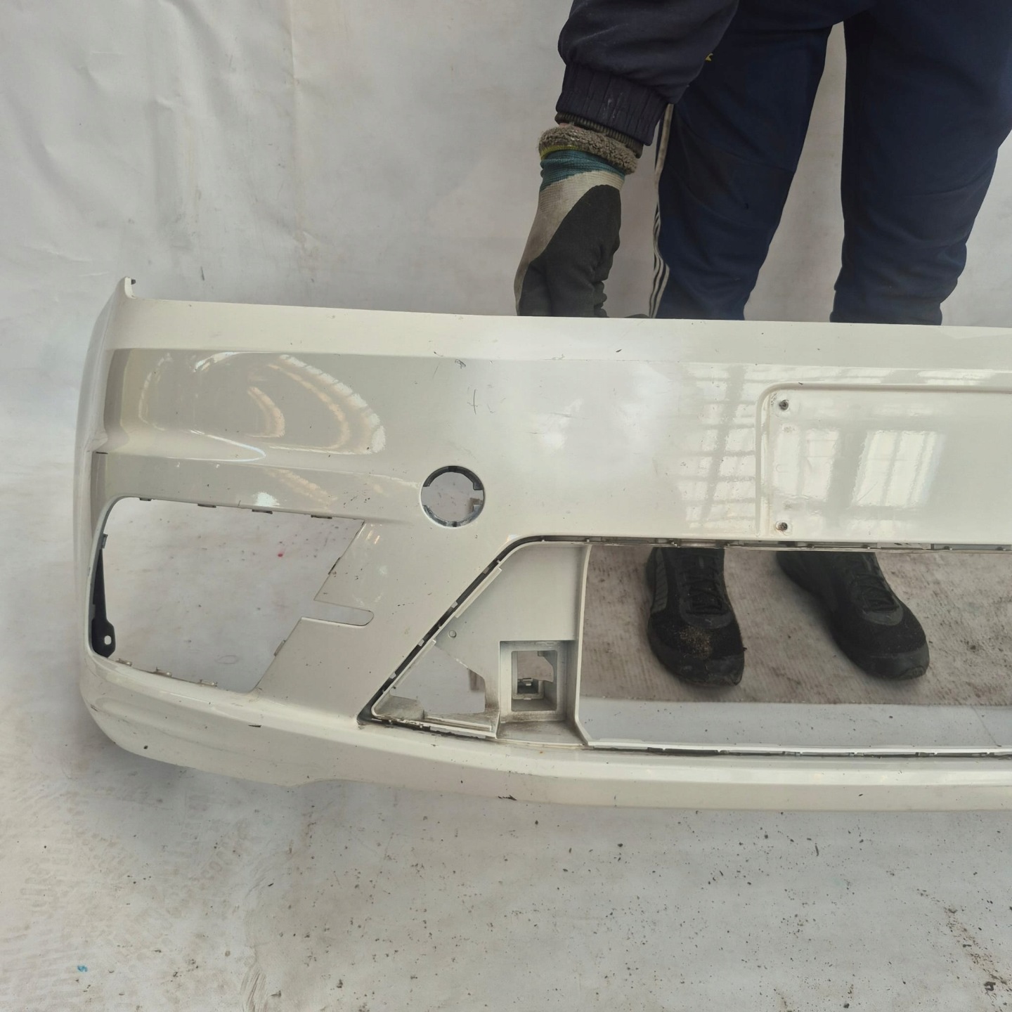 VW CADDY III LIFT 2K5 15 - bumper front front without DZIUR 2K5807221K