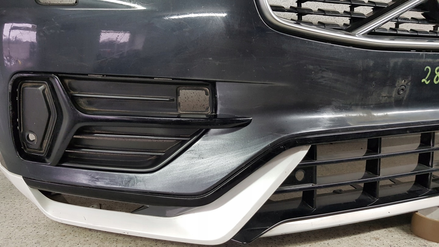 VOLVO XC90 XC 90 II R design LIFT 2019 - bumper front 2821