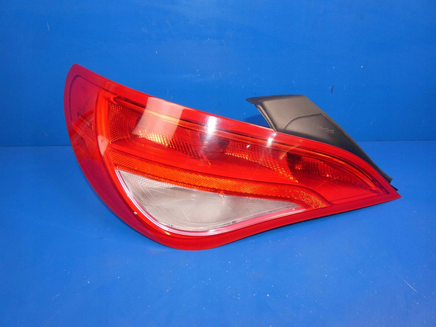 MERCEDES CLA W117 sedan light left rear part rear left