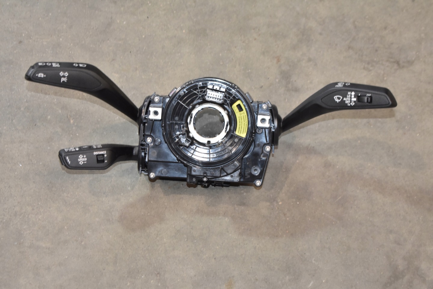 IDEALNE control AUDI A5 B10 1