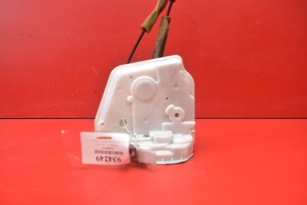 lock door left rear part rear MAZDA 3 2 II BL 5D HB 09-13