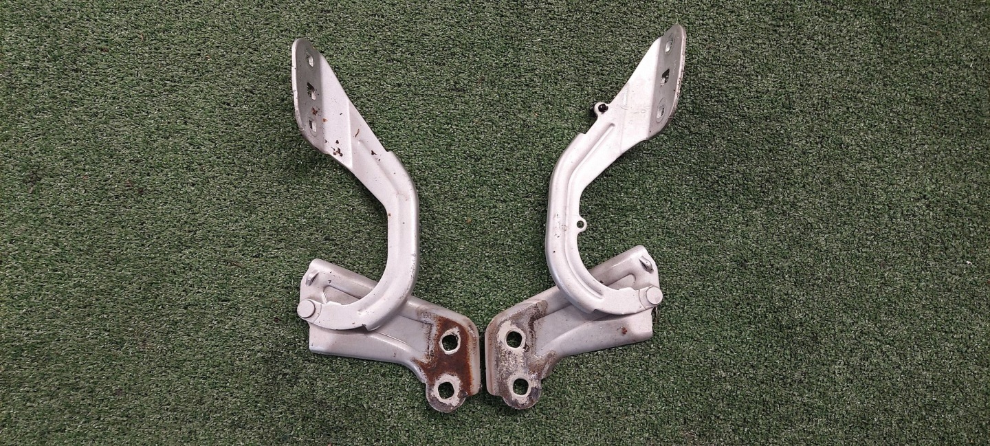 Cerniere cofano FORD FOCUS MK3 BM51A16801-AD BM51A16800-AD LAK:OB 0B