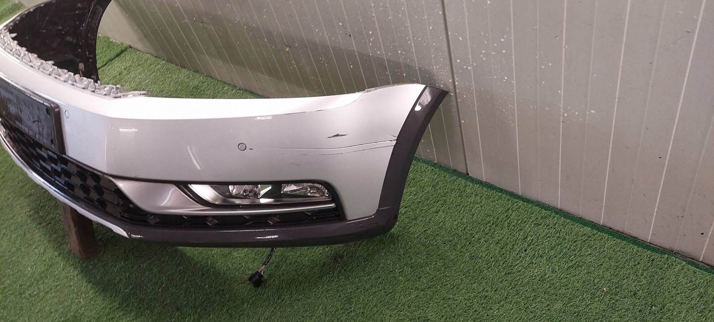 bumper front complete VW PASSAT B7 ALLTRACK LAK: LA7W