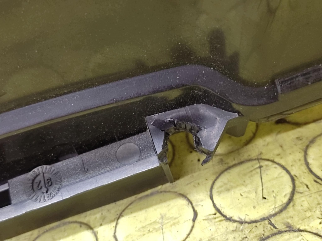 AUDI 80 B4 1.9 D budíky 8A0919033G